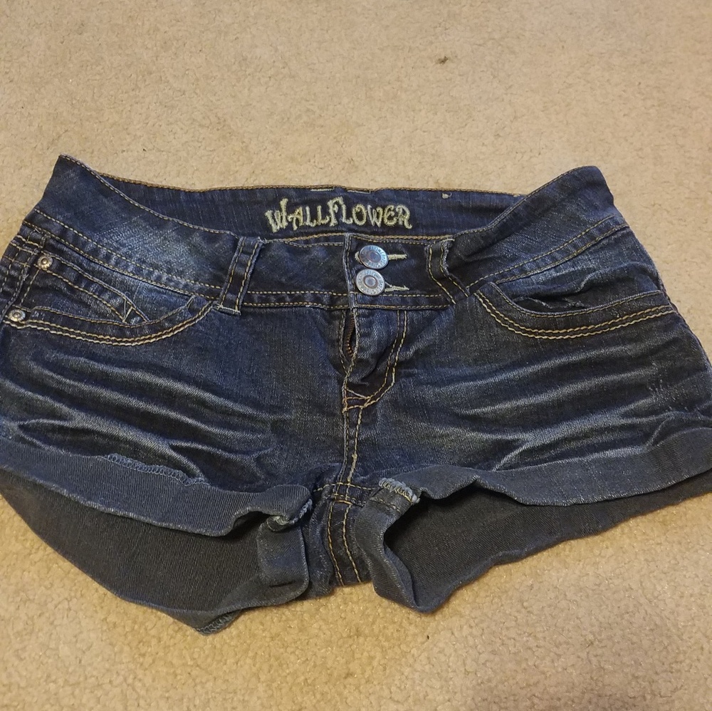 Wall flower jean shorts